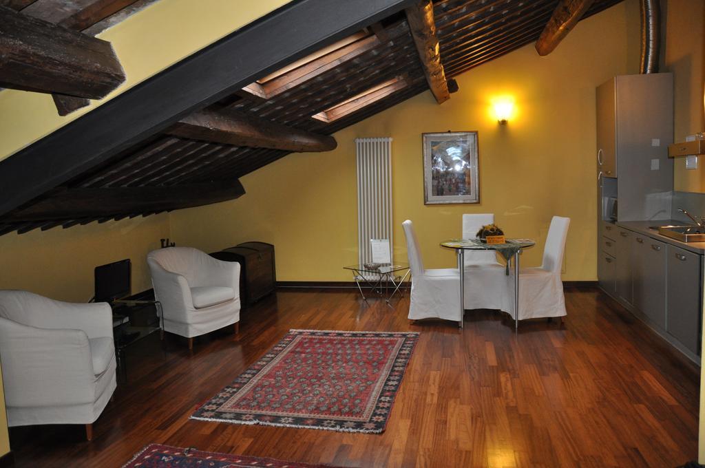 Piazza Nova Guest House Ferrara Pokoj fotografie