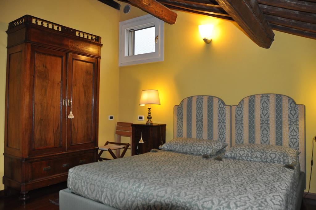 Piazza Nova Guest House Ferrara Pokoj fotografie